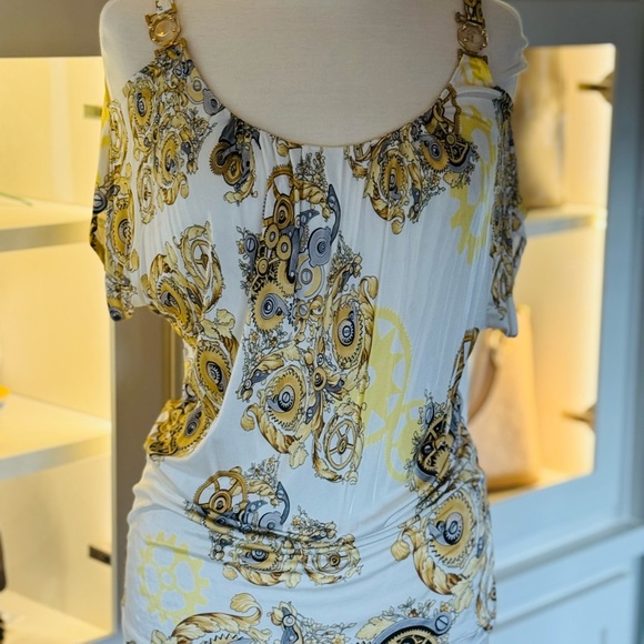 Versace Tops - Versace Abito Donna cold-shoulder jersey top size 40 size U.S. size 10/12 blouse